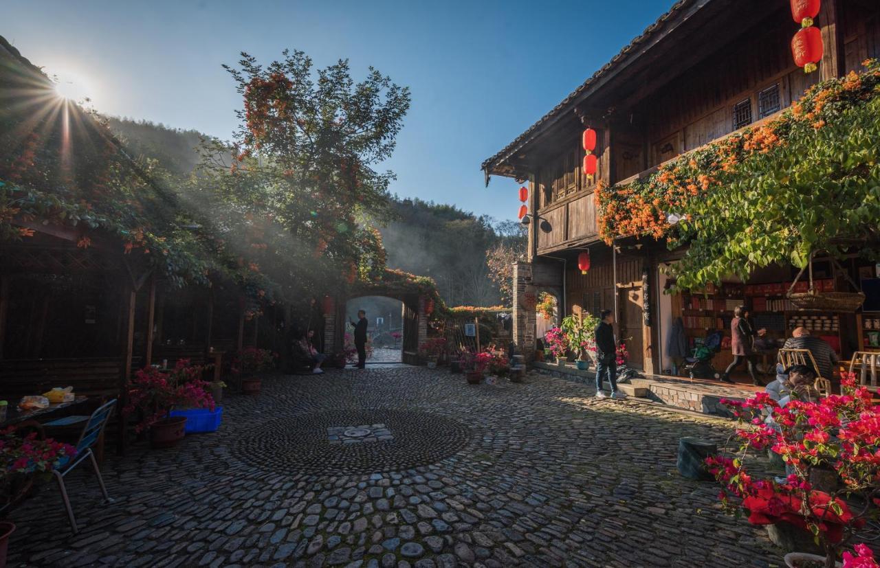 Nanjing Tulou Yunshuiyao Sheying Homestay Esterno foto